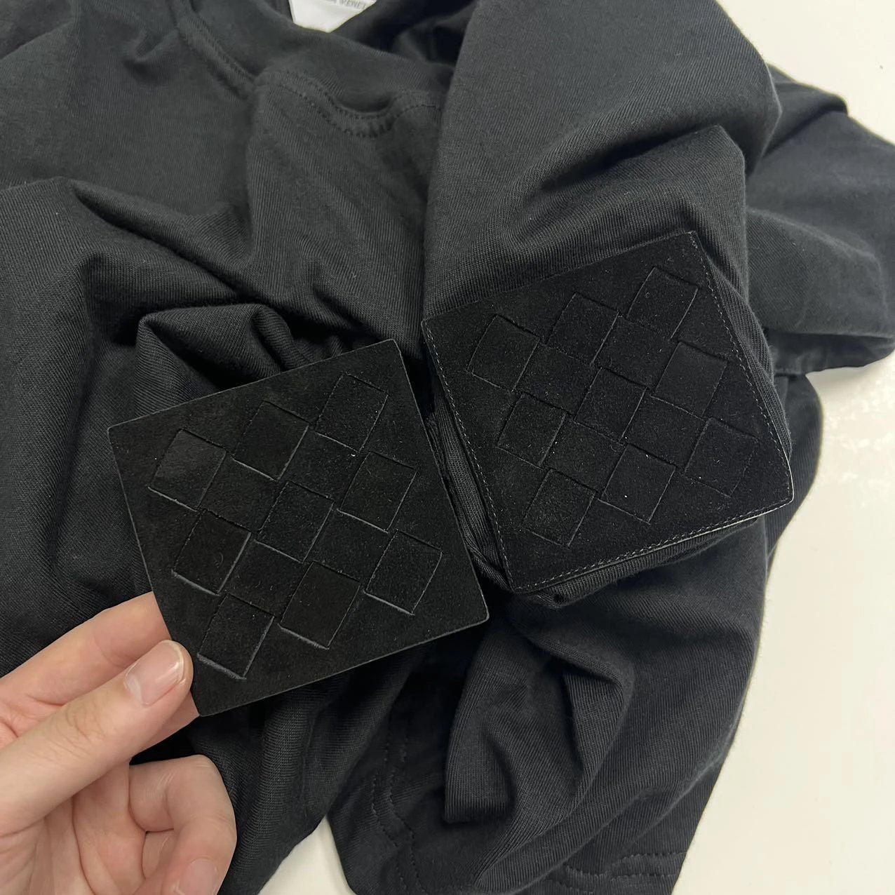 Woven pocket detail