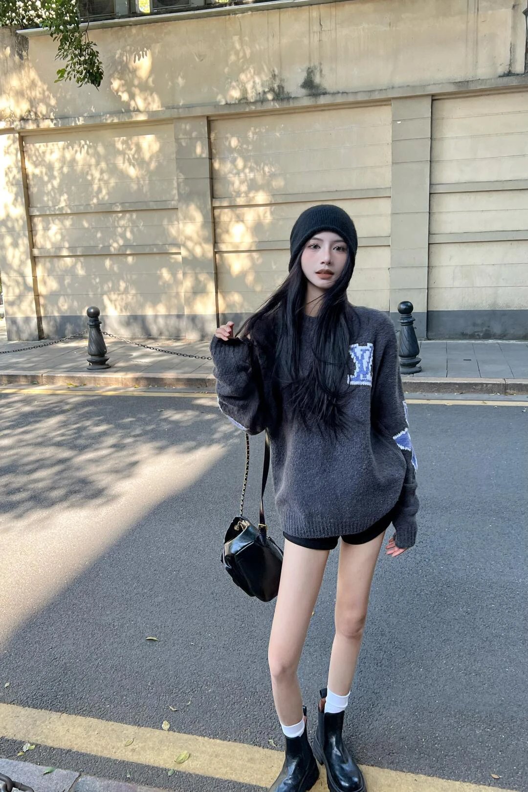 RD-C018 · Alpine Wool-Blend Sweater showcase view 2