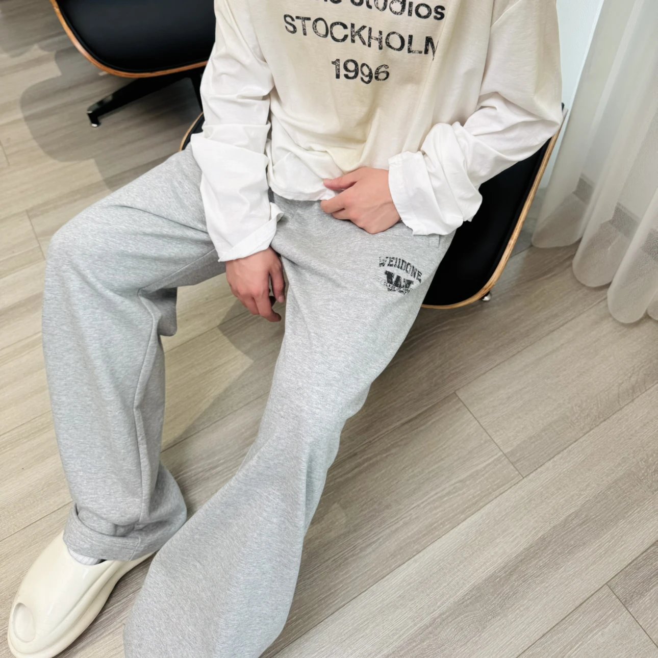 RD-C080 · Collegiate Relaxed Trousers showcase view 1