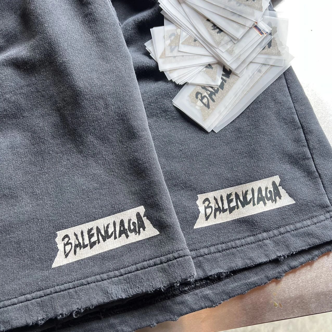 Small graphic samples