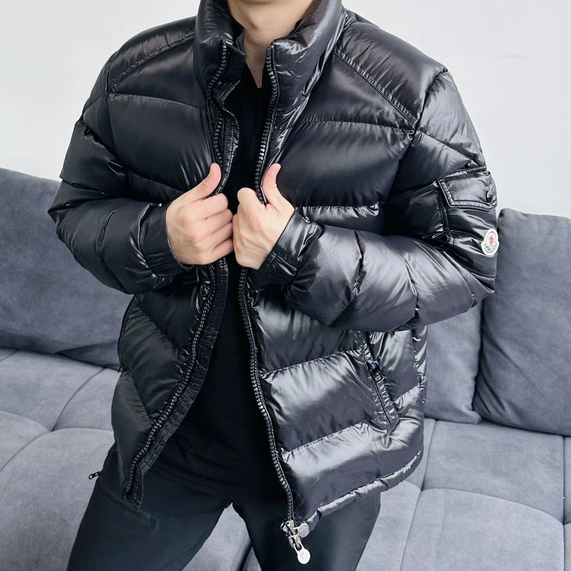 RD-C035 · Gloss-Finish Hooded Down Jacket showcase view 2