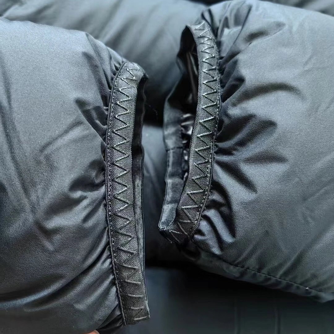 Elasticated cuff openings