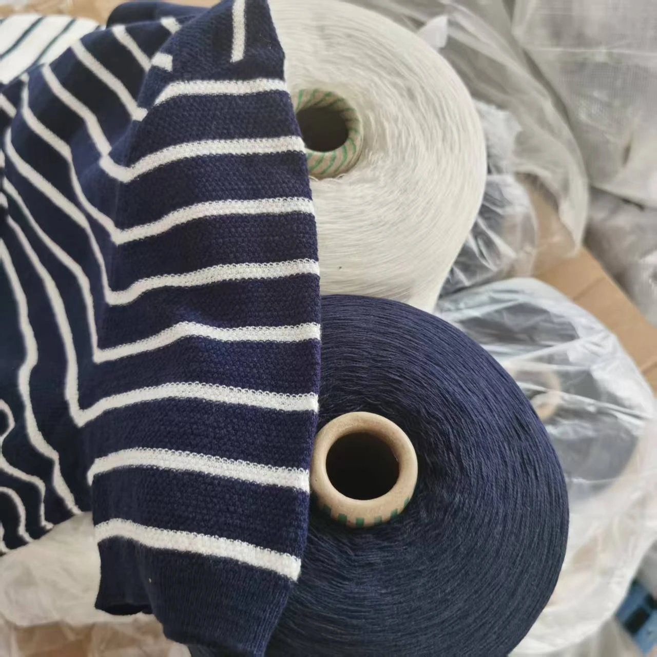 Stripe and yarn detail