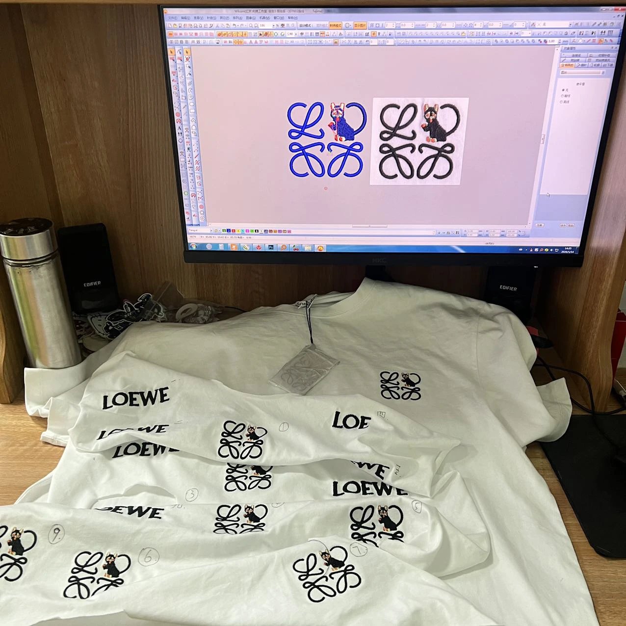 Embroidery design monitor