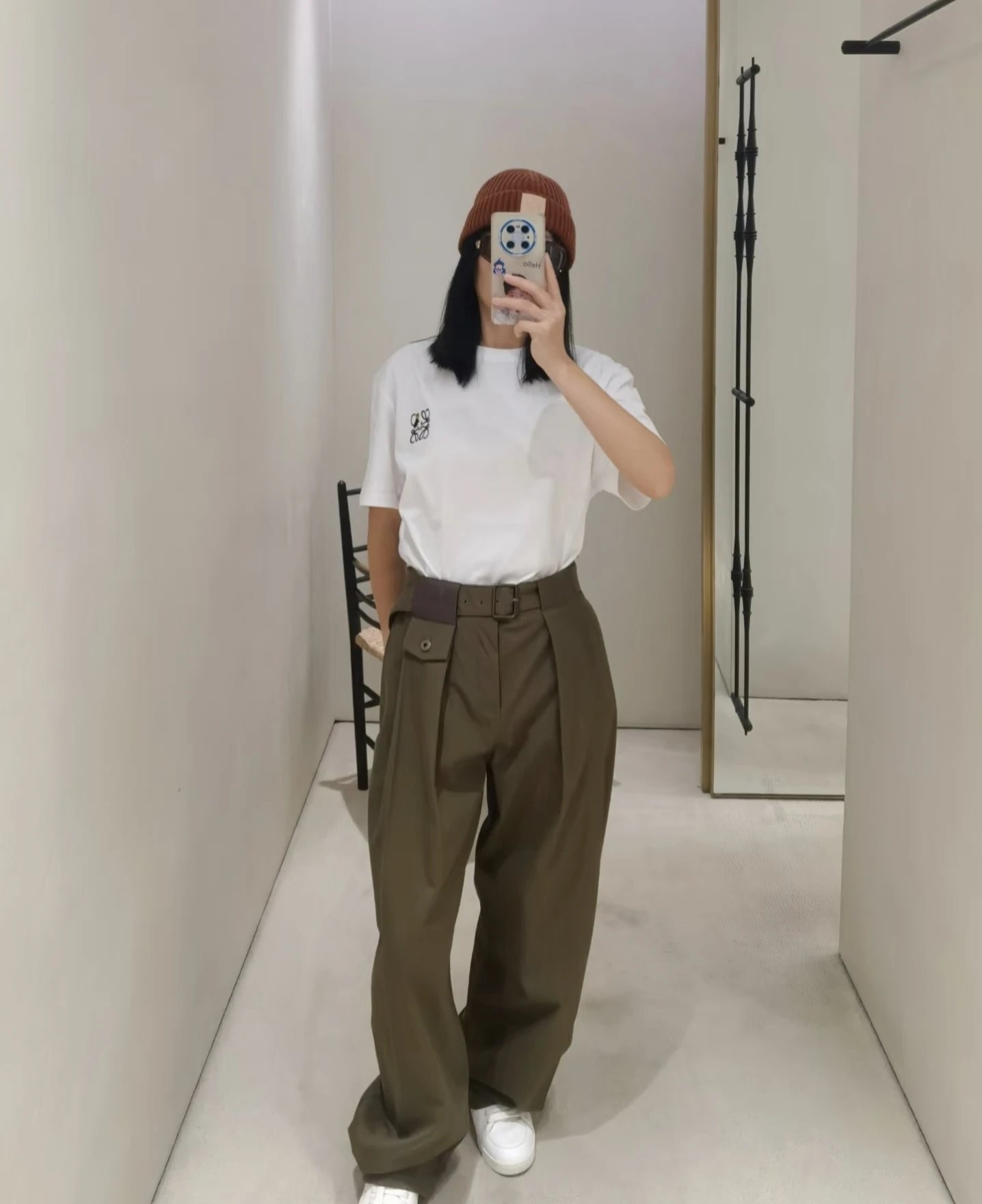 RD-C071 · Multi-Thread Embroidered T-Shirt showcase view 5