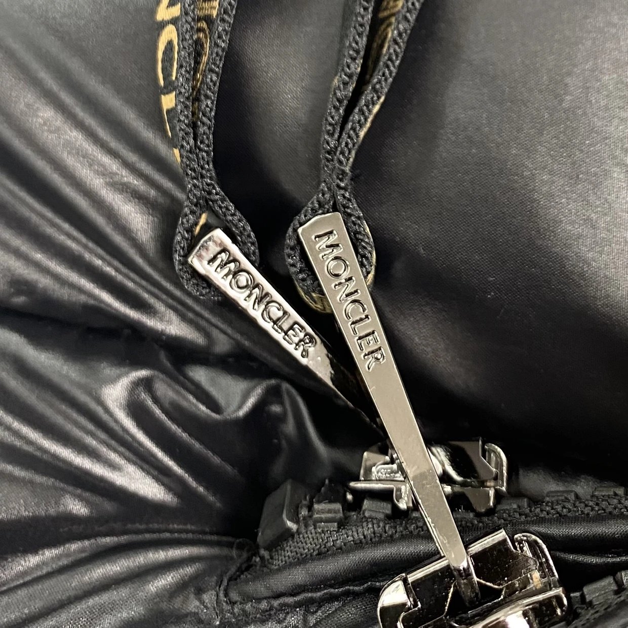Zipper-pull components