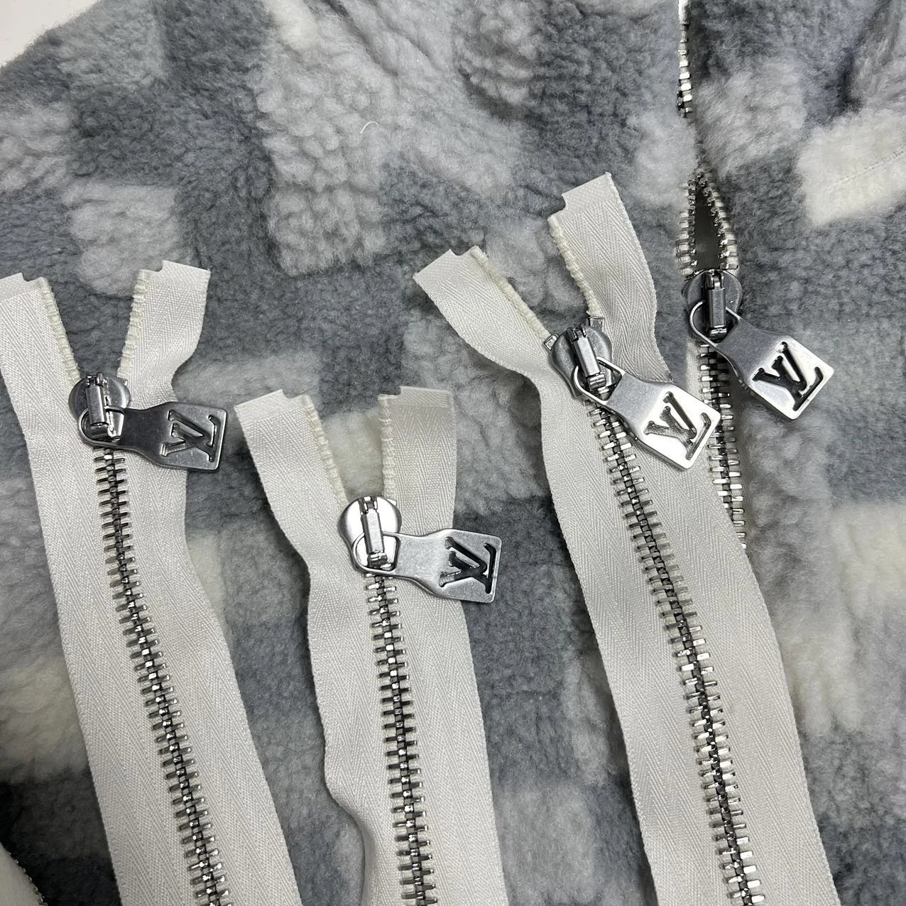 Zipper tapes and pulls