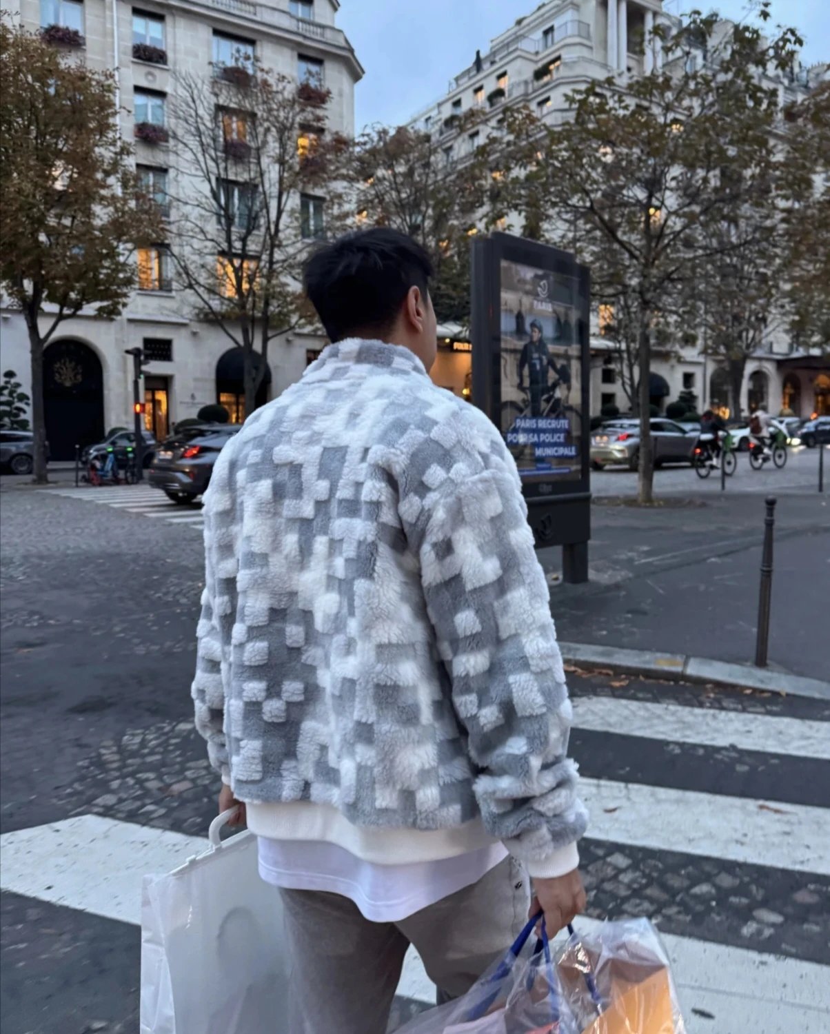 RD-C216 · Block-Pattern Fleece Jacket showcase view 7