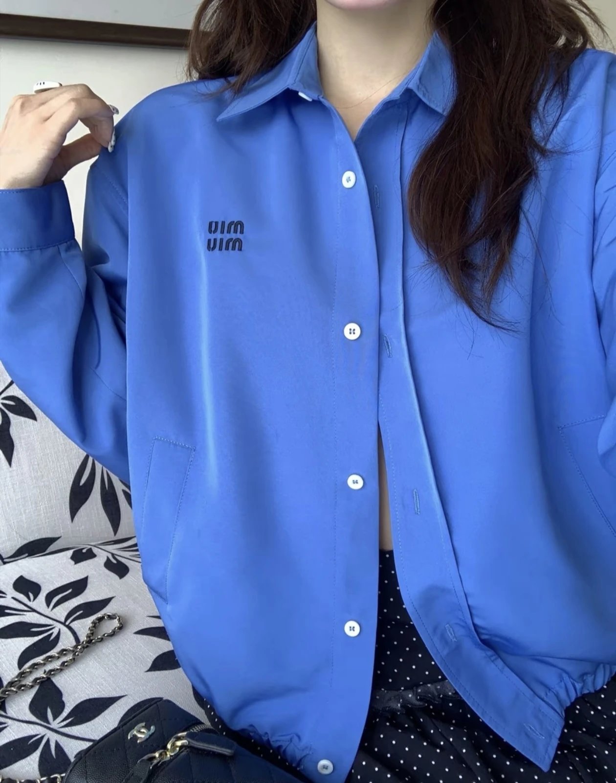RD-C139 · Silk-Finish Poplin Overshirt showcase view 5