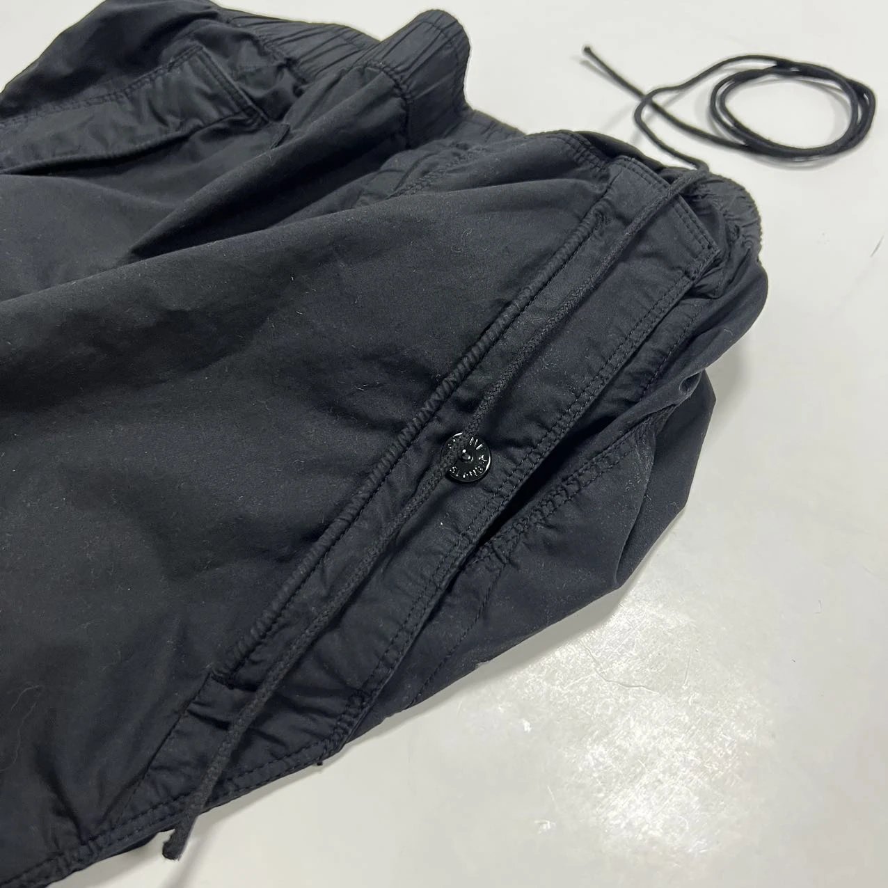 Pocket and cord detail