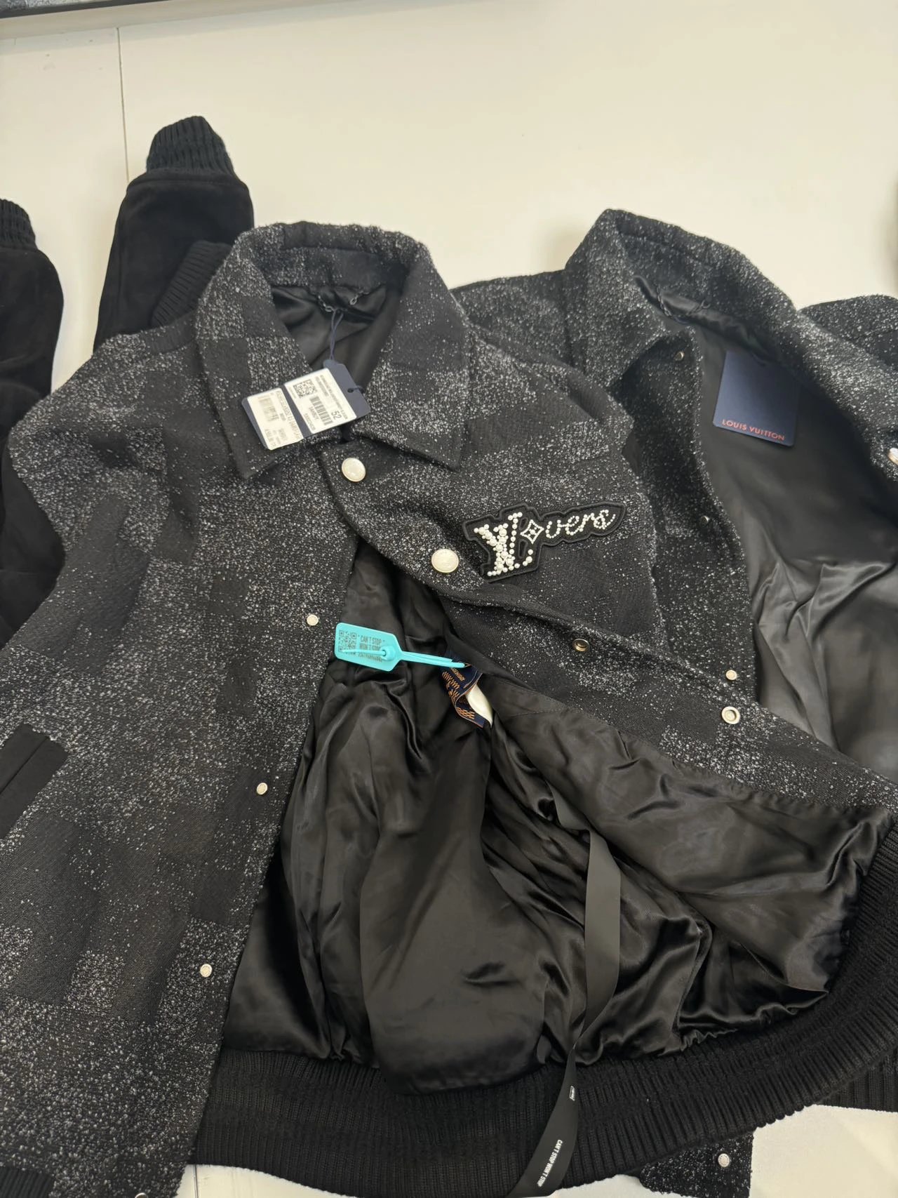 Opened garment interior