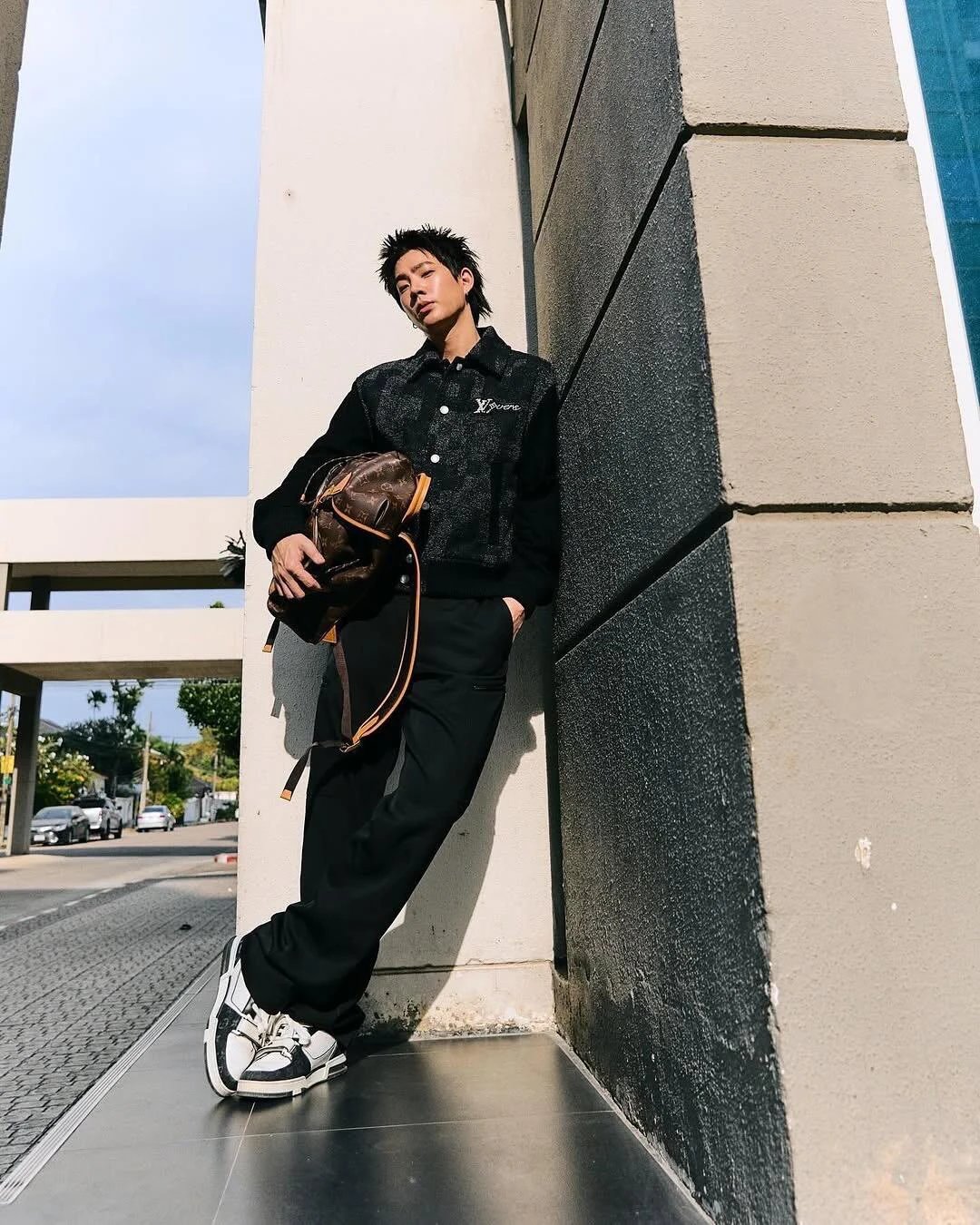 RD-C034 · Tweed & Suede Bomber Jacket showcase view 10