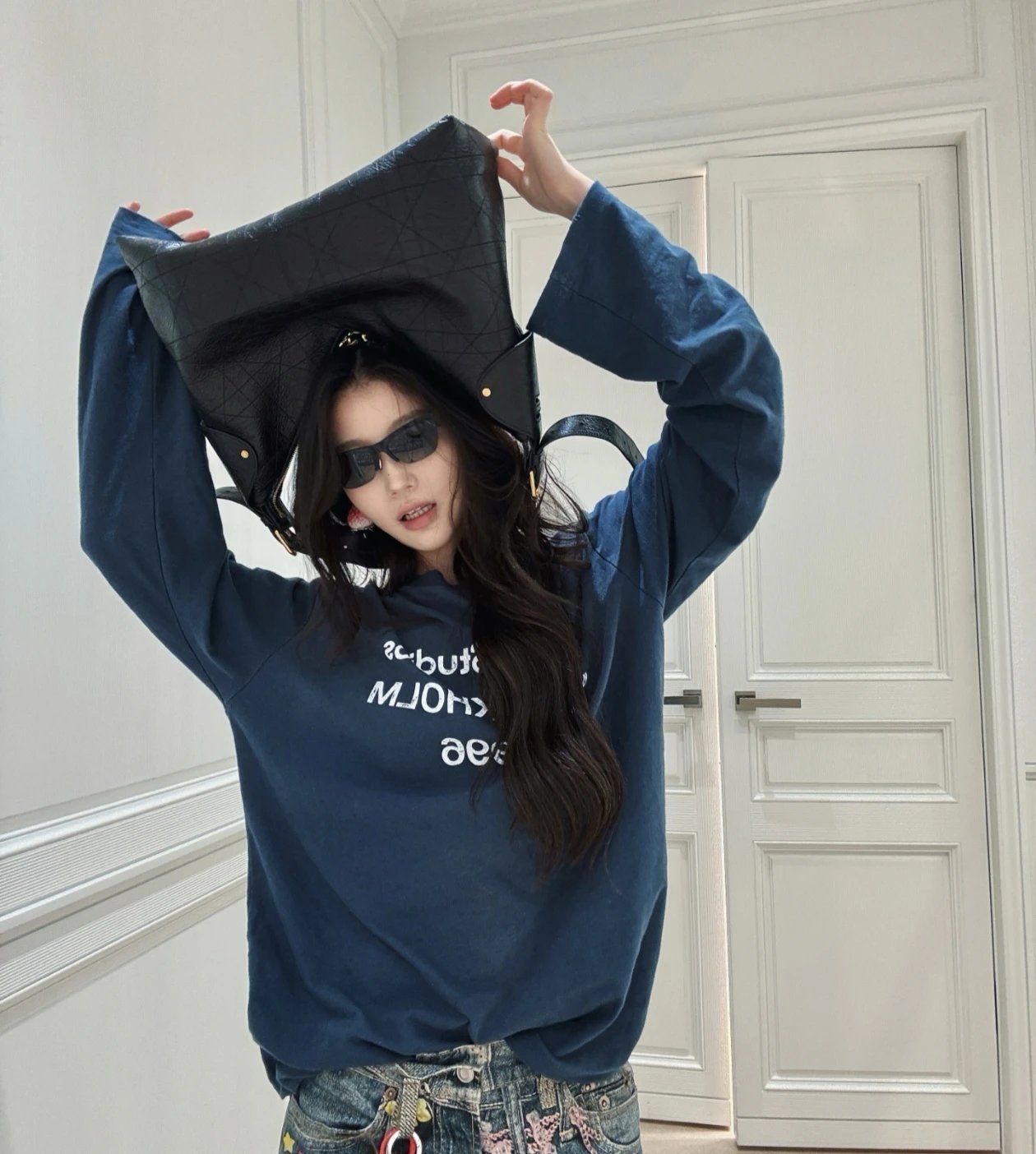 RD-C017 · Washed 1996 Graphic Long-Sleeve T-Shirt showcase view 12