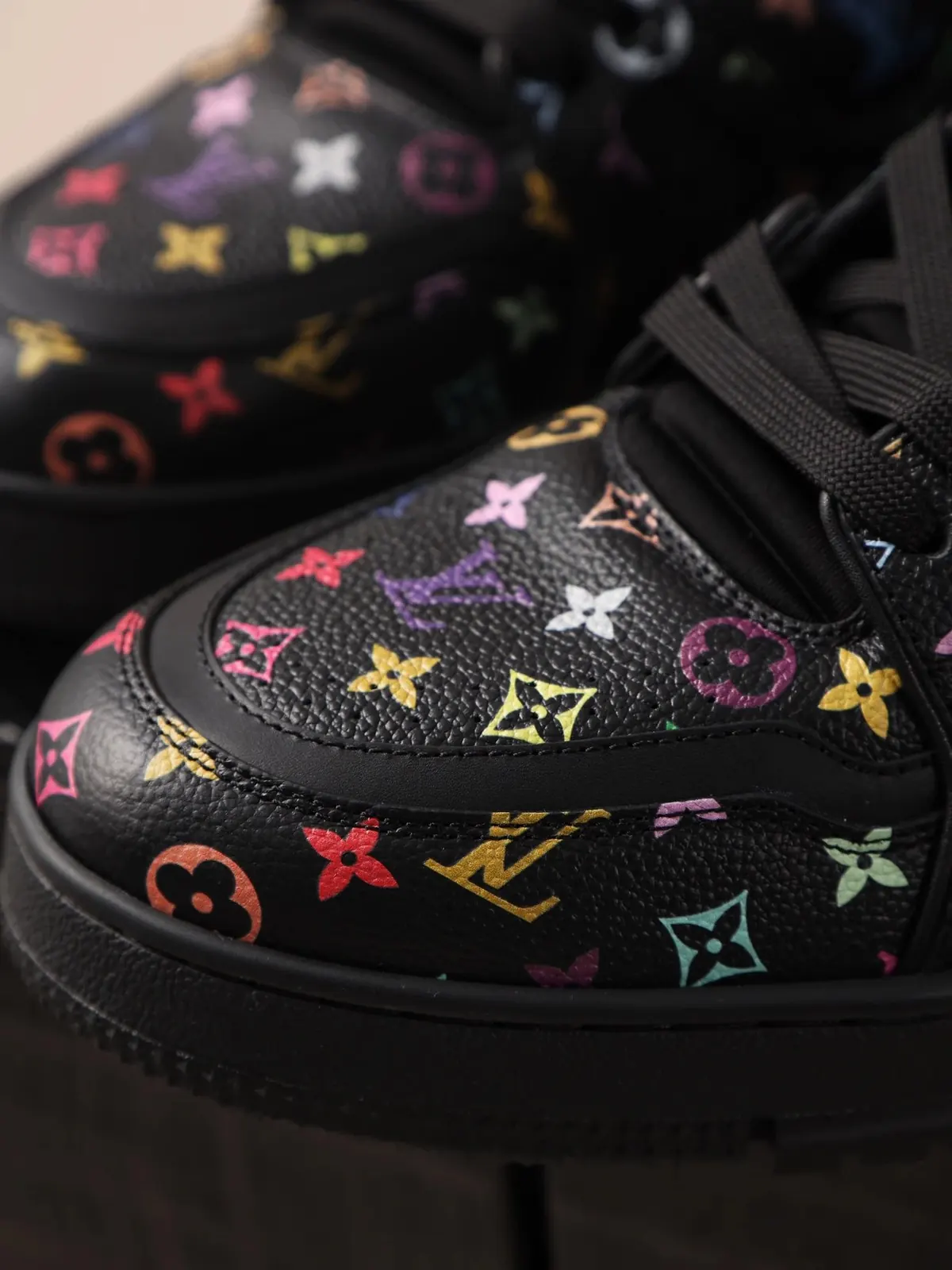 RD-S004 · Multicolour Monogram Trainer showcase view 13