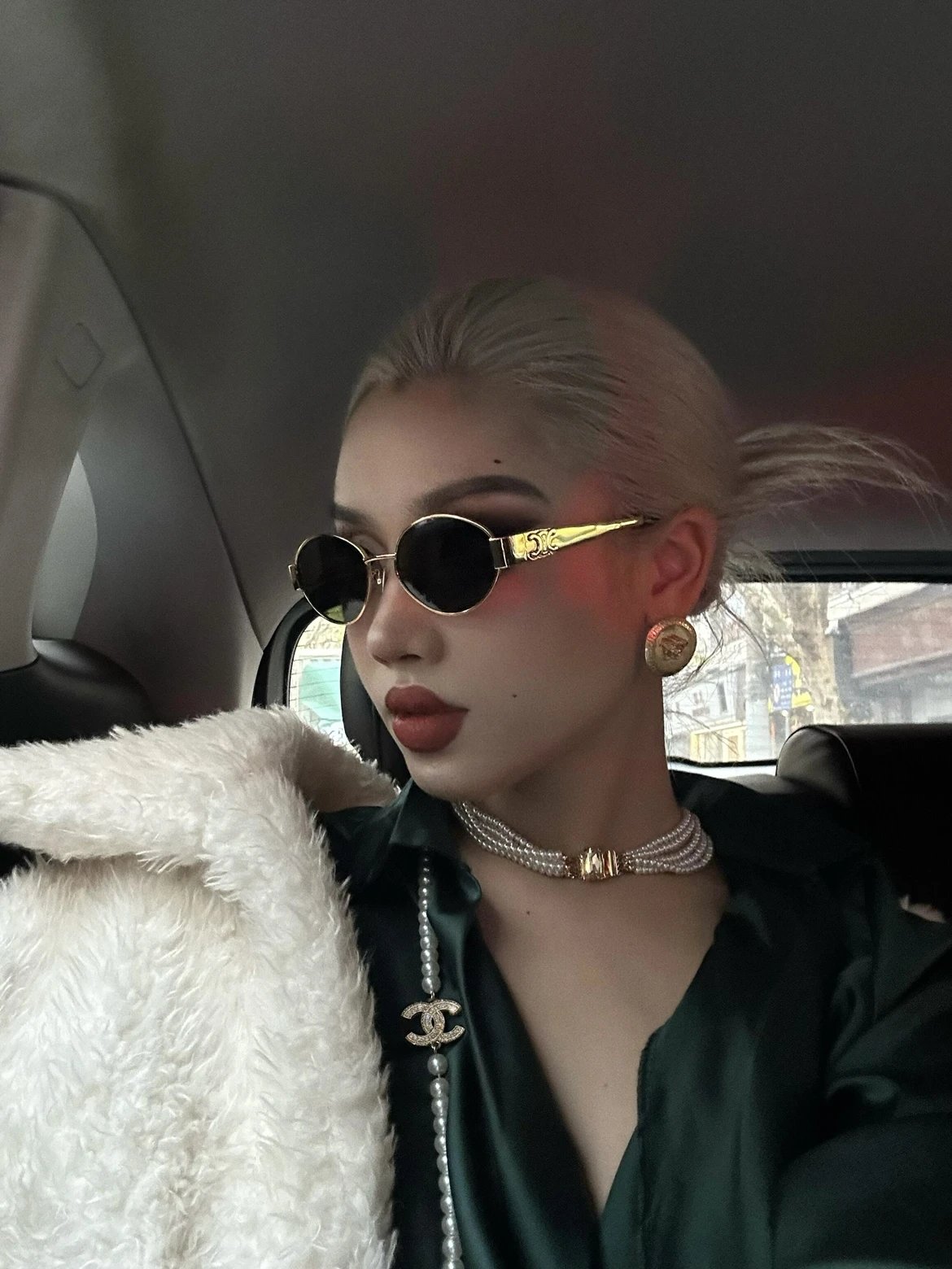 RD-A006 · Oval Metal Sunglasses showcase view 14