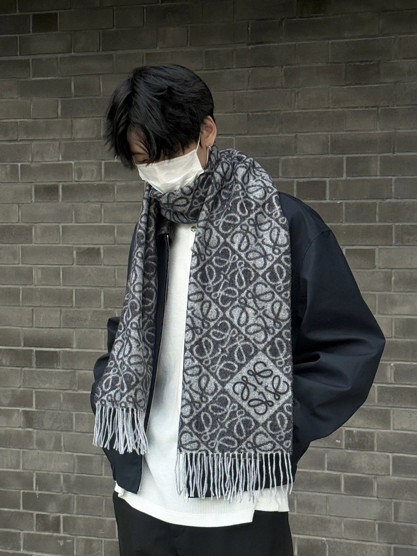 RD-A002 · Raised Motif Wool-Cashmere Scarf showcase view 2