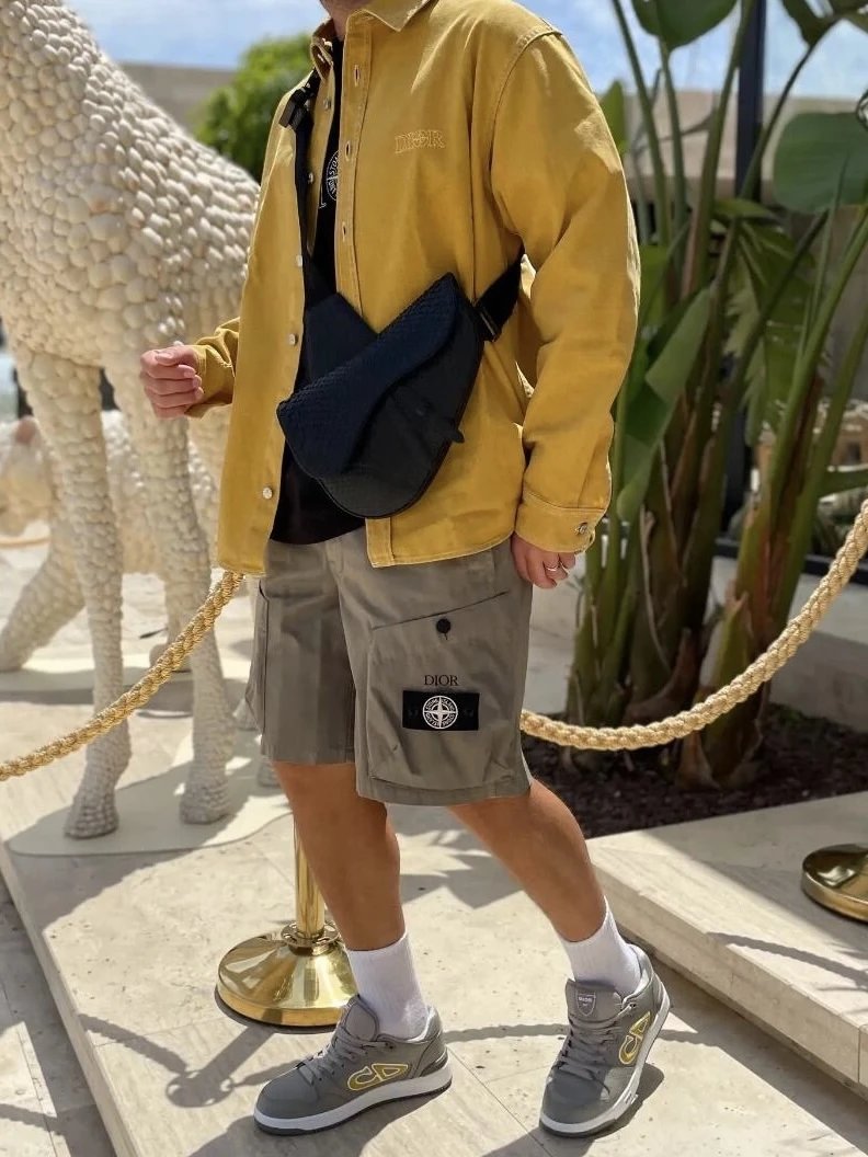 RD-C281 · Logo-Patch Cargo Shorts showcase view 12