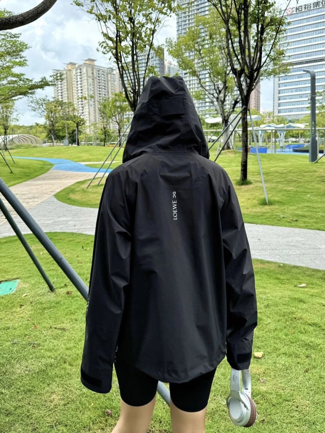 RD-C030 · Hooded Shell Jacket showcase view 3