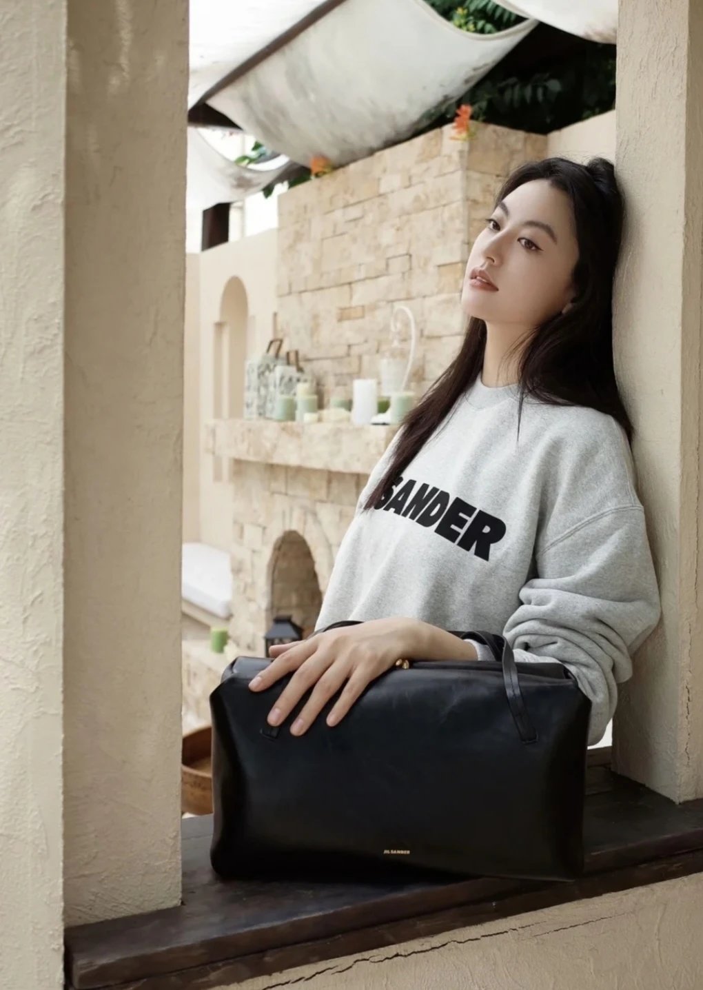 RD-C251 · Logo Crewneck Sweatshirt showcase view 15