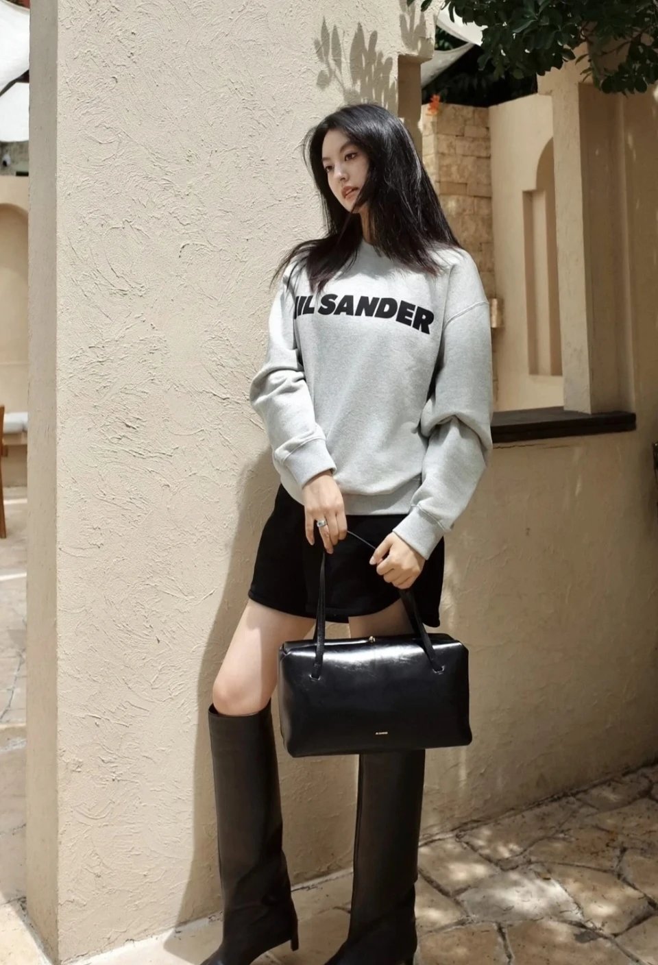 RD-C251 · Logo Crewneck Sweatshirt showcase view 14