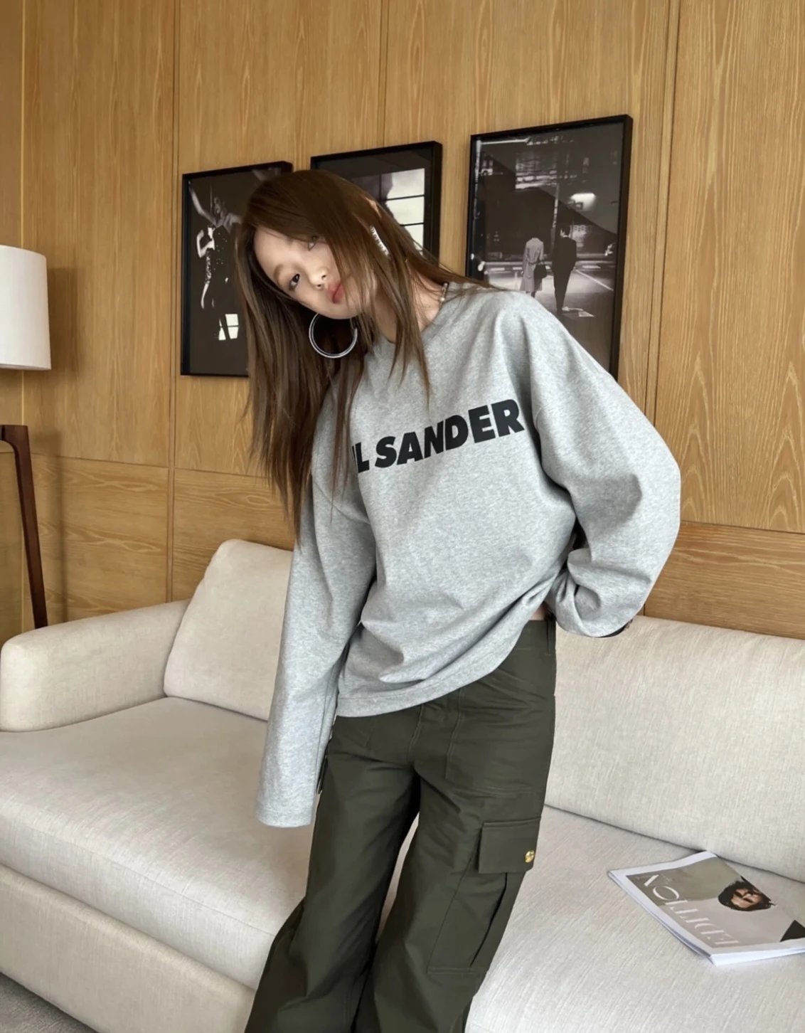 RD-C251 · Logo Crewneck Sweatshirt showcase view 12