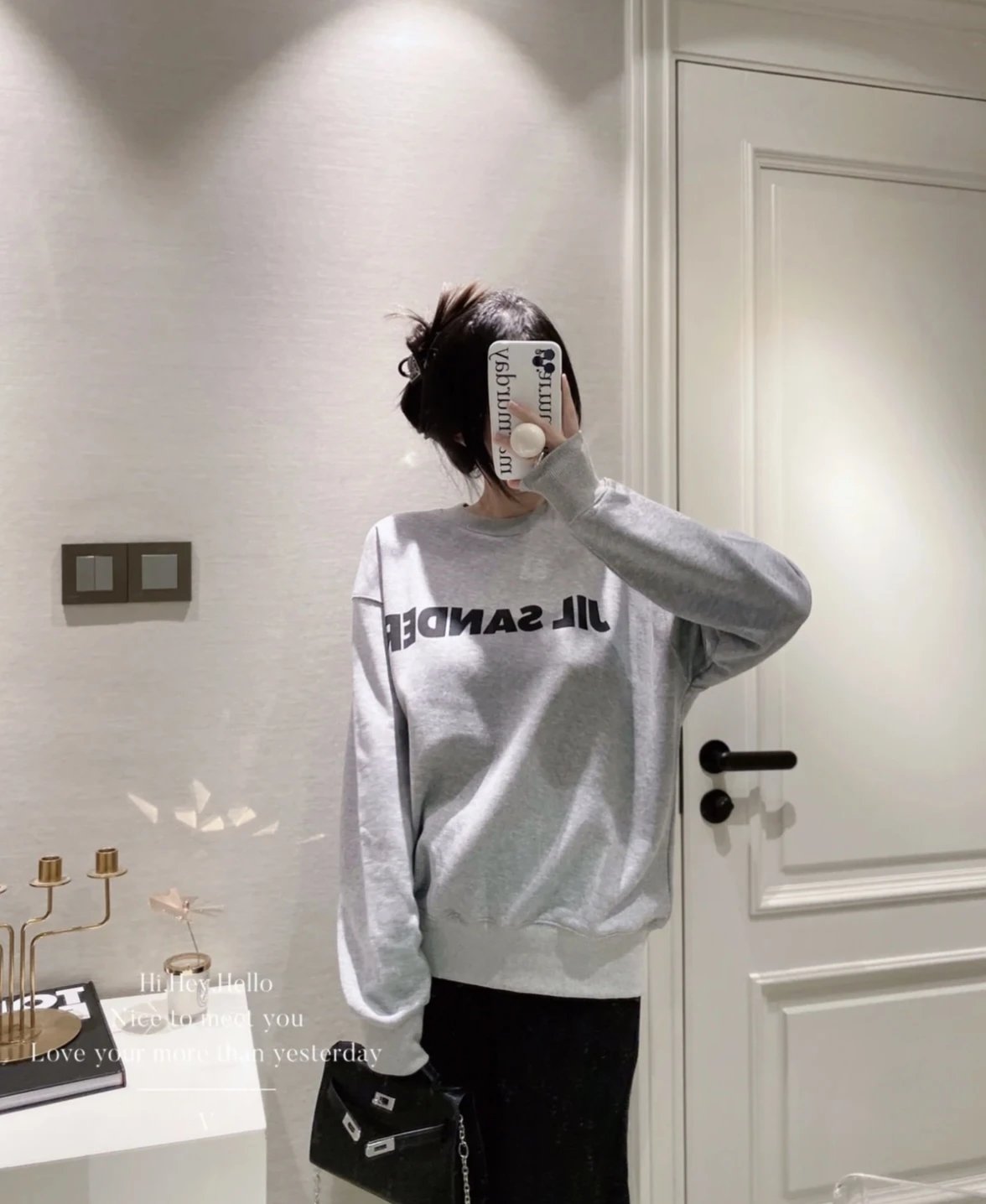 RD-C251 · Logo Crewneck Sweatshirt showcase view 11
