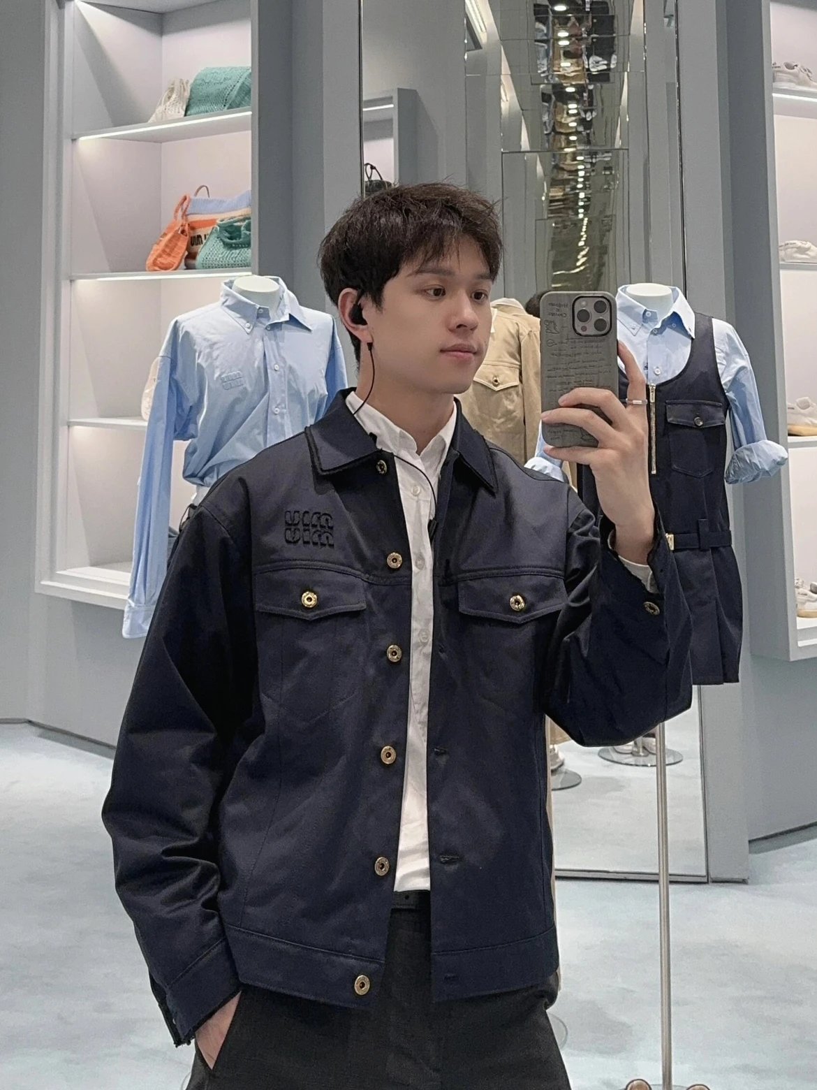 RD-C328 · Navy Logo-Embroidered Shirt-Collar Jacket showcase view 11