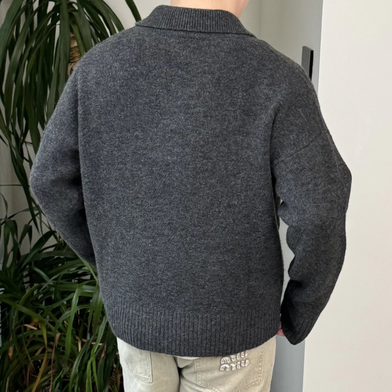 RD-C352 · White Heart Polo-Neck Wool Knit Sweater showcase view 6
