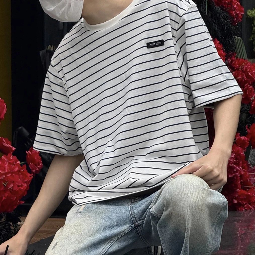 RD-C122 · Reversible Striped Crewneck Logo T-Shirt showcase view 3