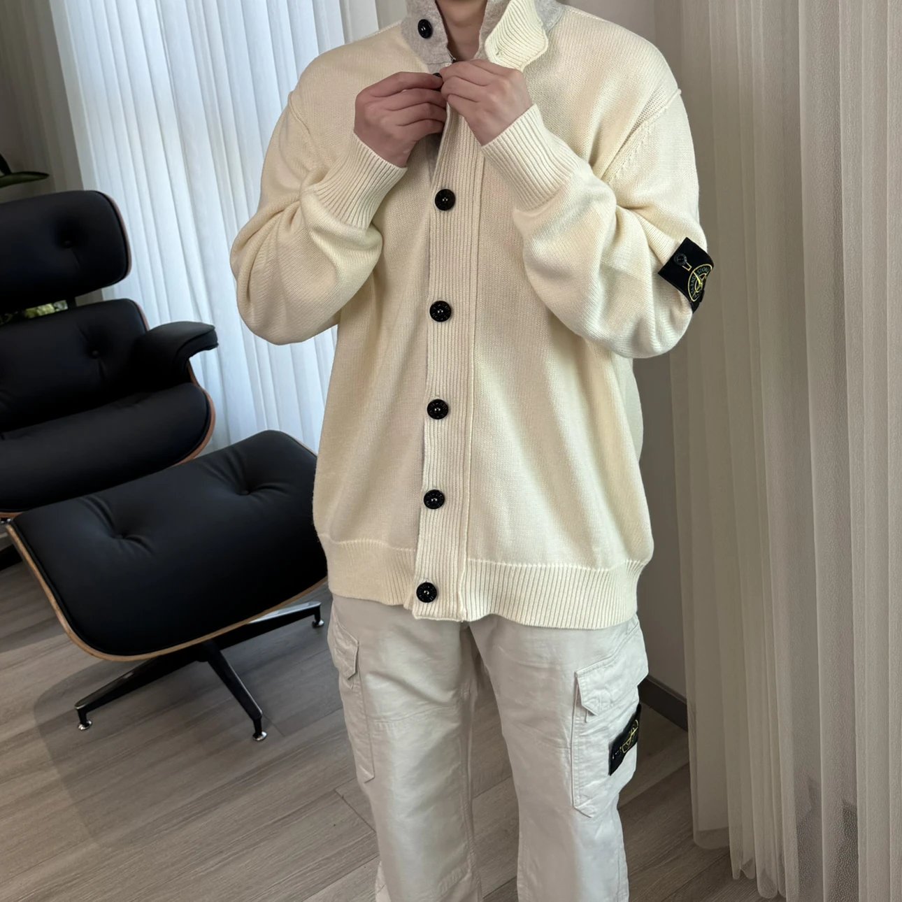 RD-C029 · Stand-Collar Wool-Knit Jacket showcase view 12