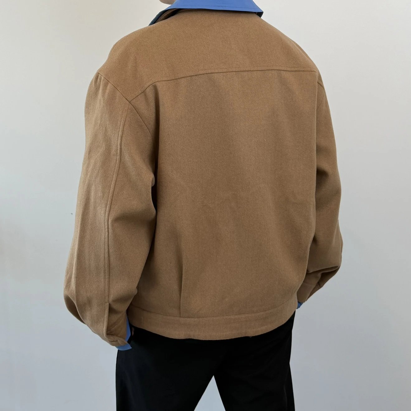RD-C028 · Camel Hair Contrast-Collar Jacket showcase view 2