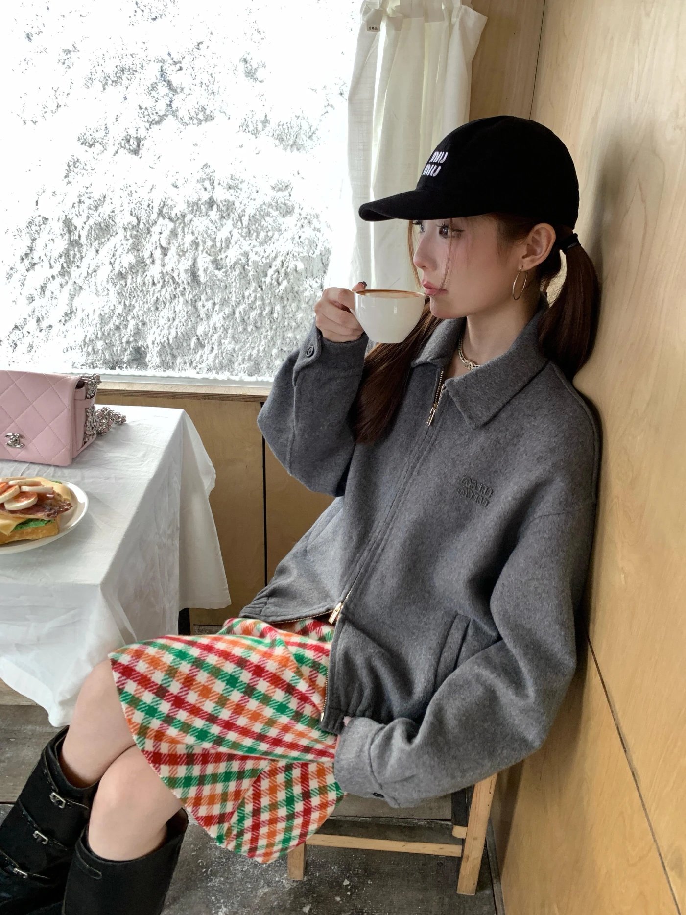 RD-C027 · Grey Wool Jacket showcase view 4
