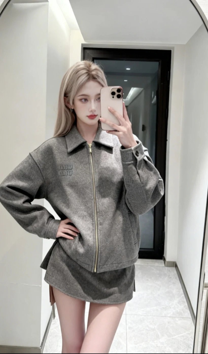 RD-C027 · Grey Wool Jacket showcase view 6