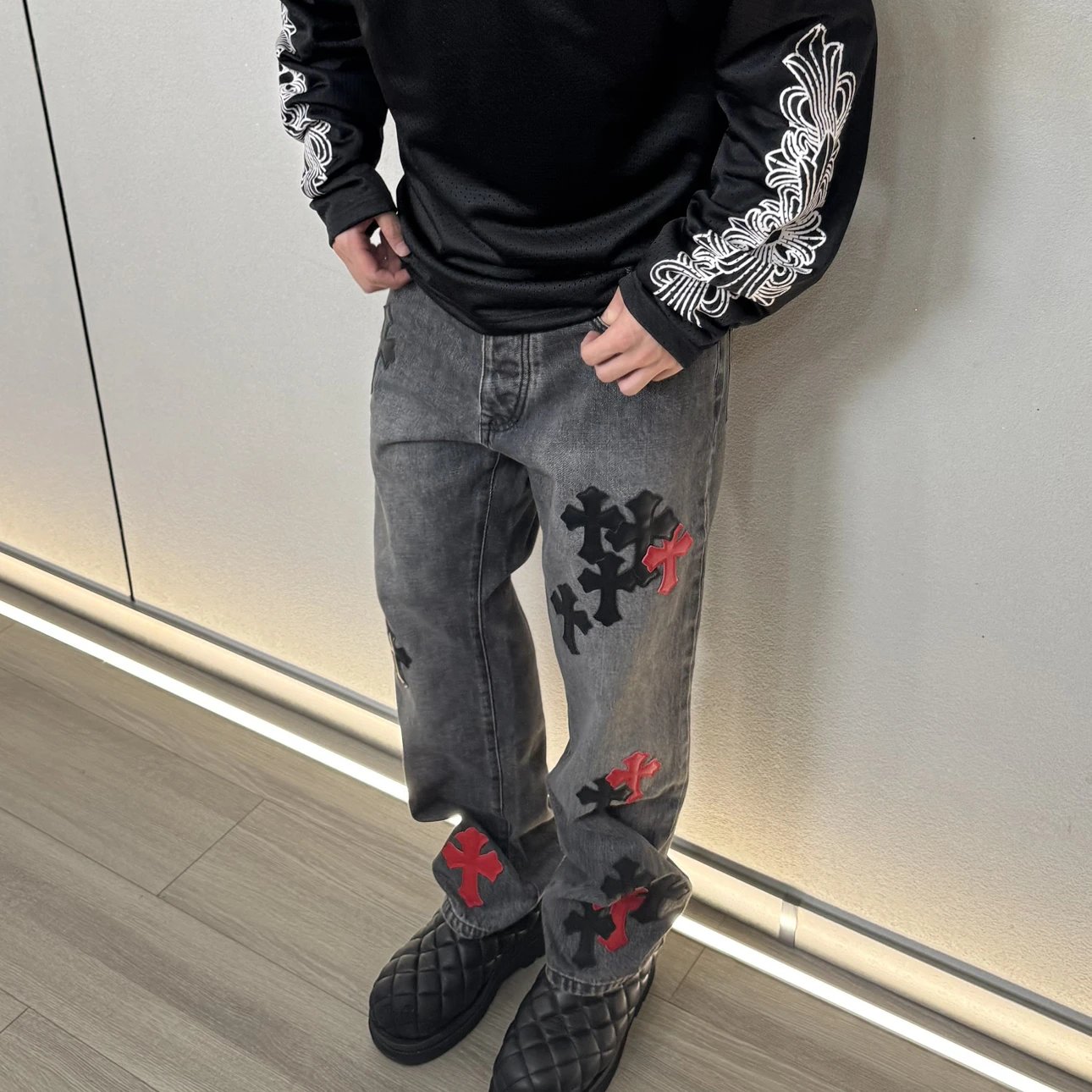 RD-C015 · Black & Red Cross Patch Washed Jeans showcase view 1