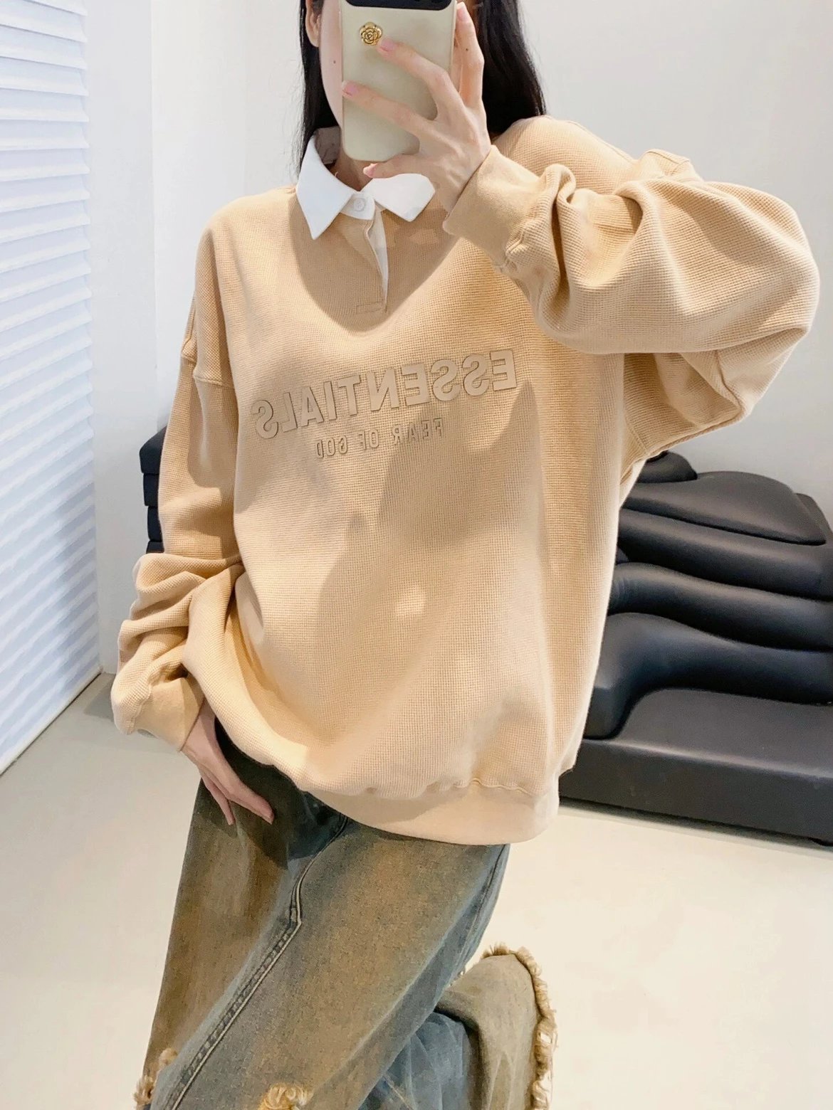 RD-C390 · Fog 3D Letter Relaxed Long-Sleeve Polo showcase view 2