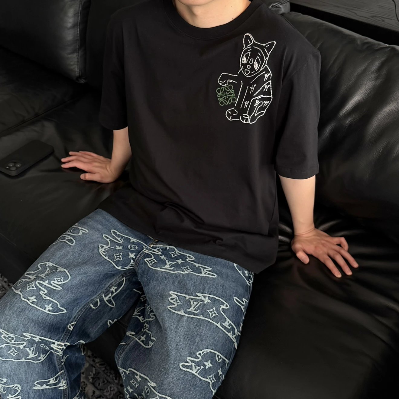 RD-C125 · Embroidered Cat T-Shirt showcase view 2