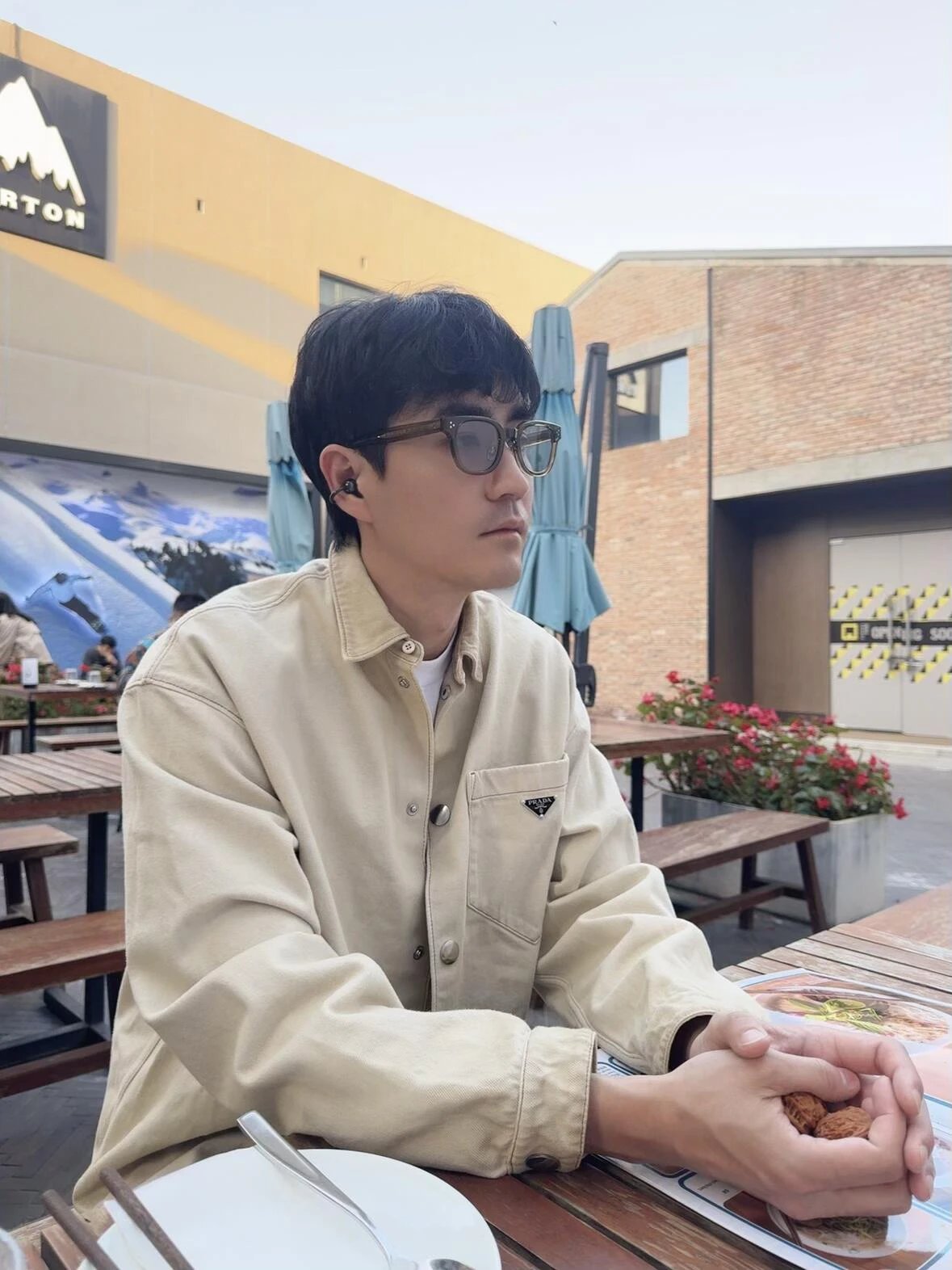 RD-C329 · Beige Dirty-Dyed Denim Overshirt showcase view 13