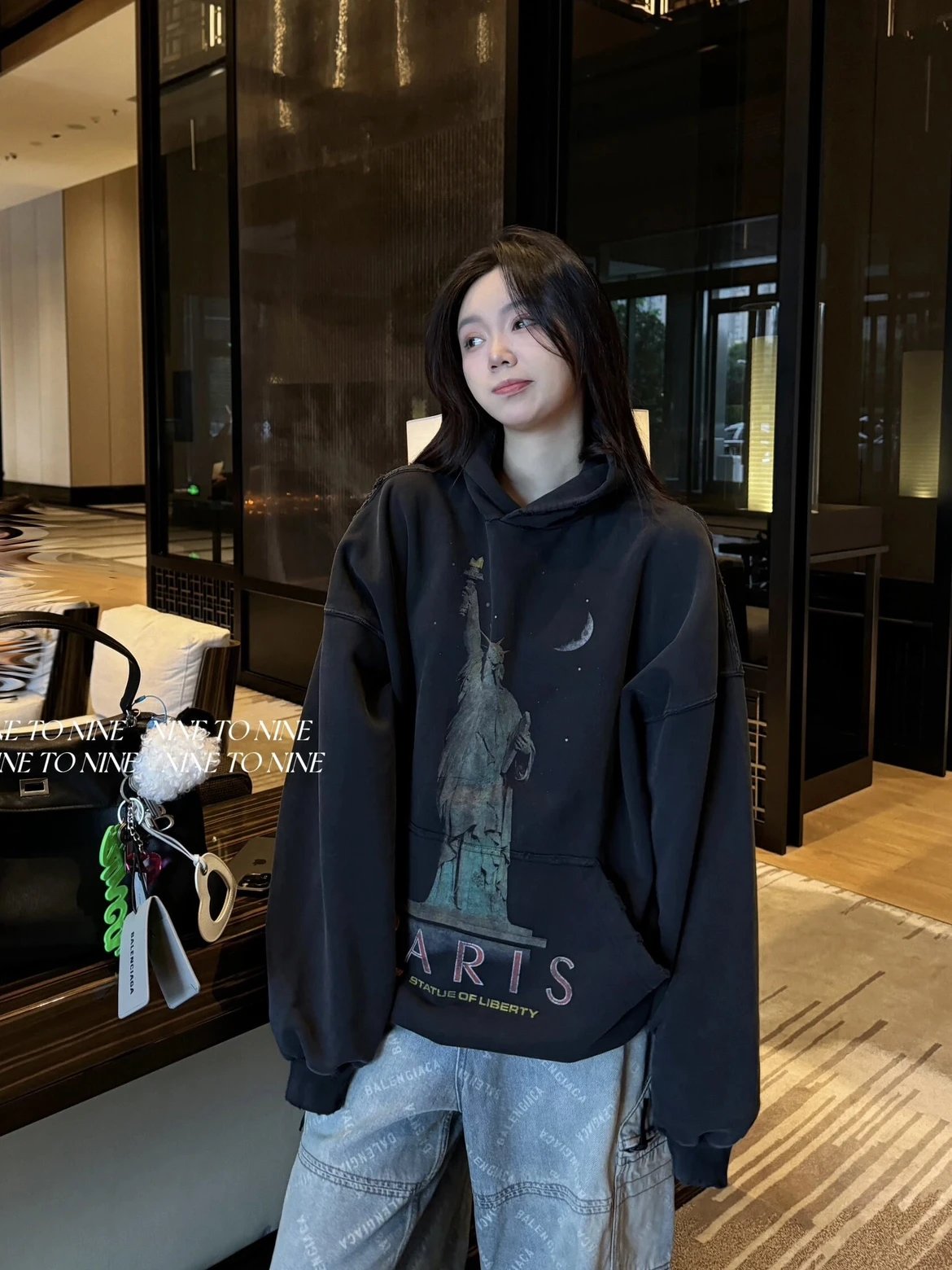 RD-C255 · Statue of Liberty Print Hoodie showcase view 5