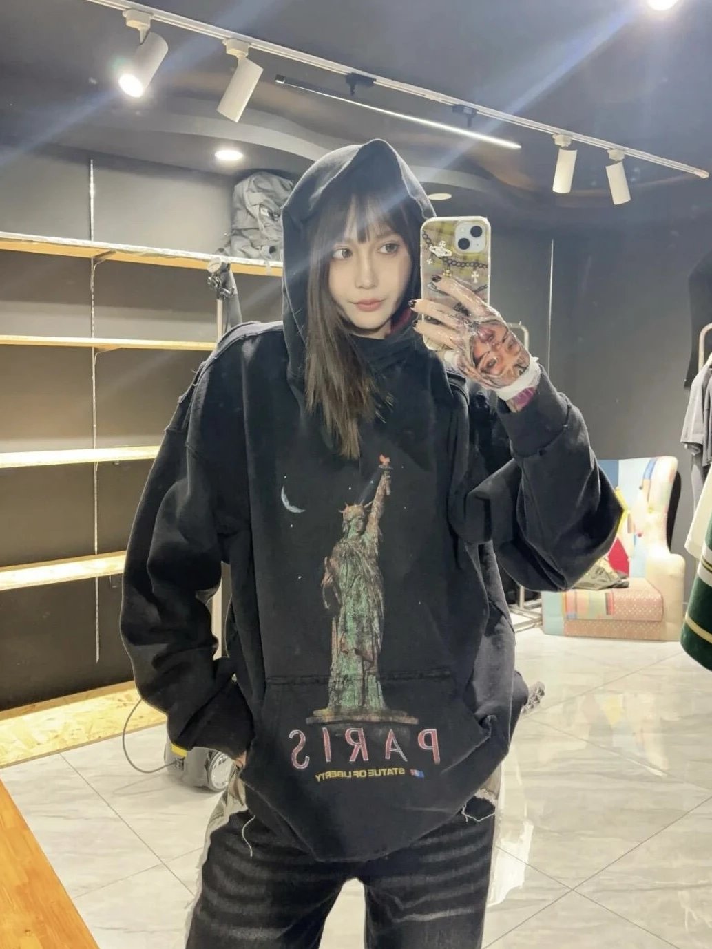 RD-C255 · Statue of Liberty Print Hoodie showcase view 6