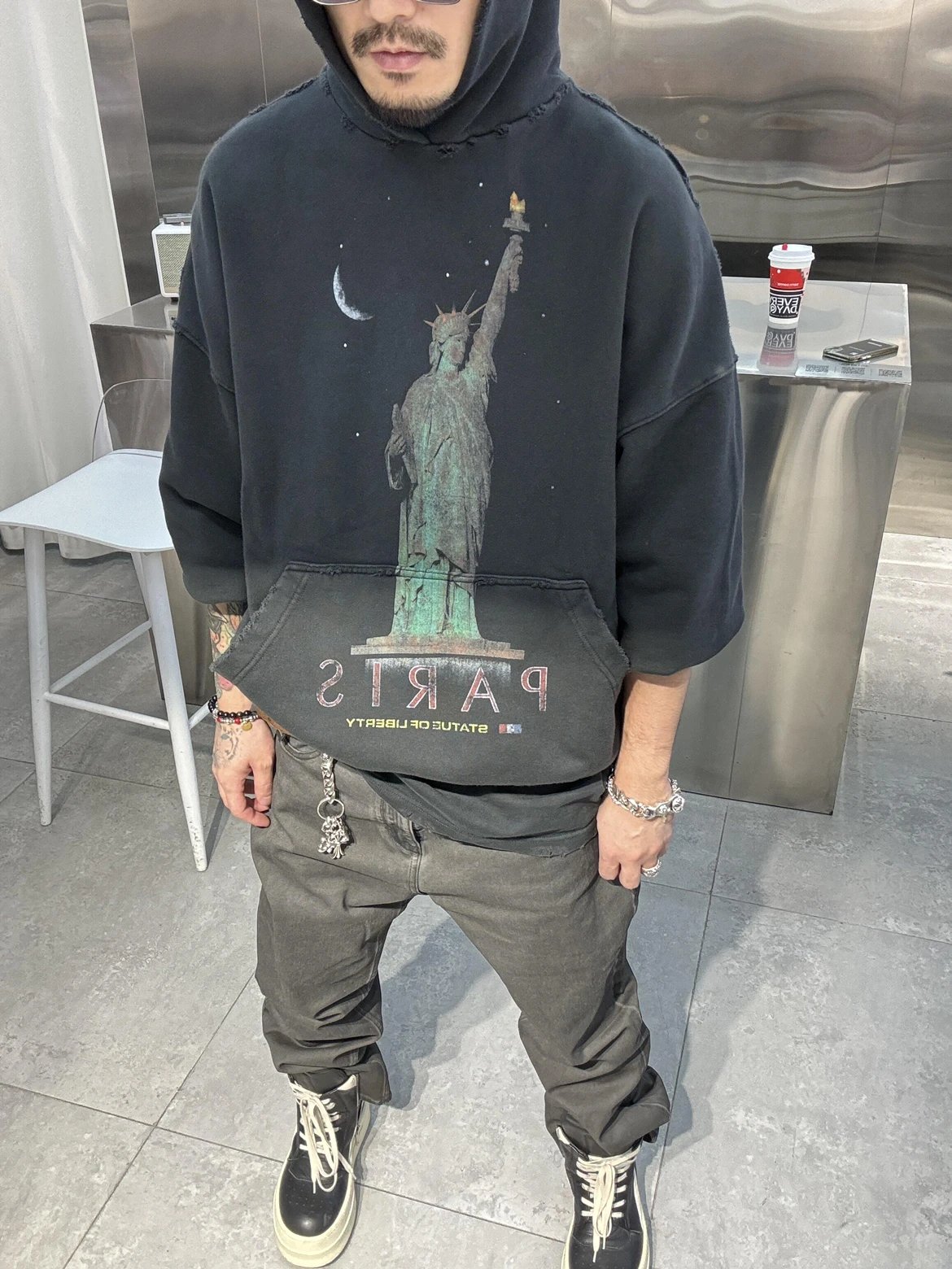 RD-C255 · Statue of Liberty Print Hoodie showcase view 7