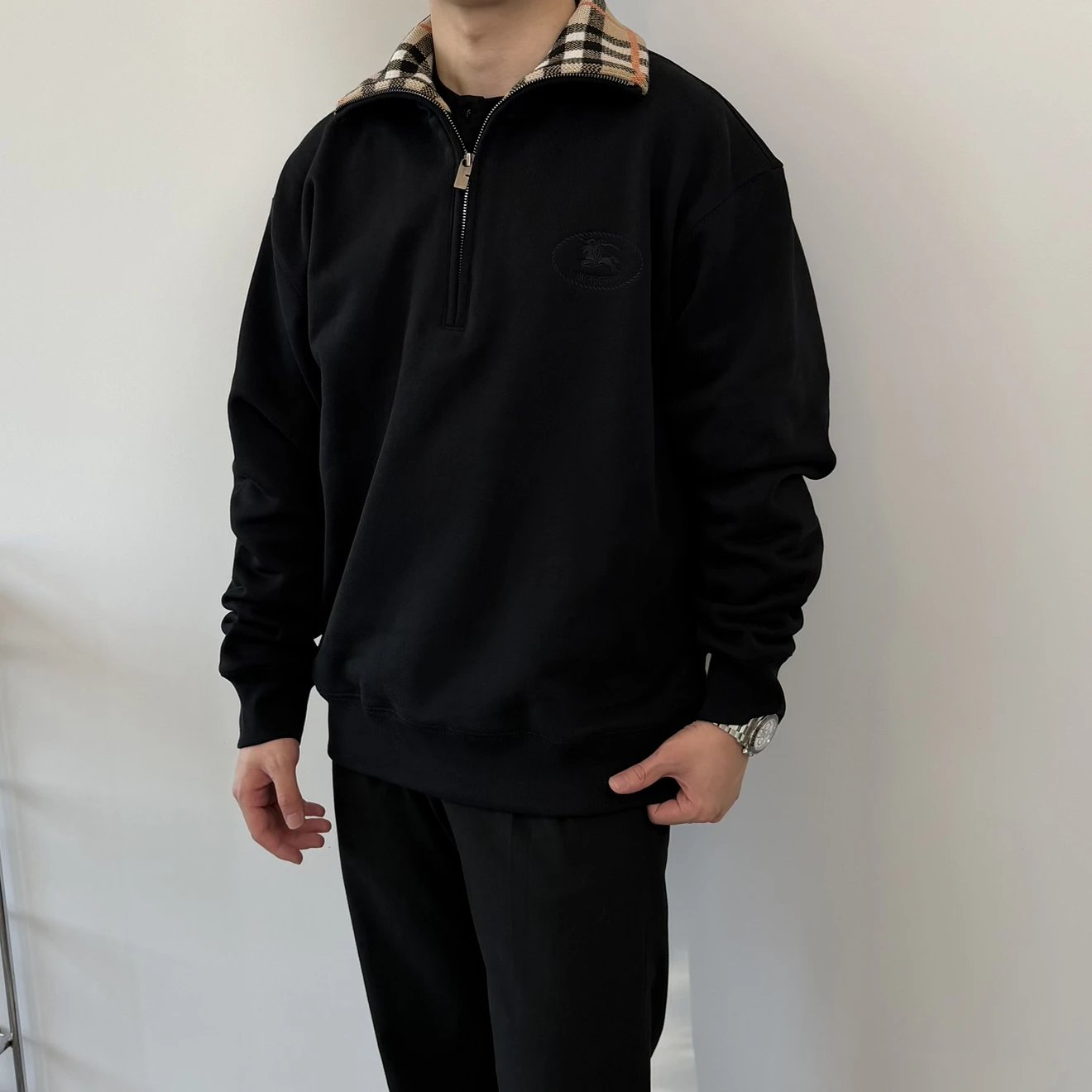 RD-C354 · Black Half-Zip Logo High-Neck Sweater showcase view 1