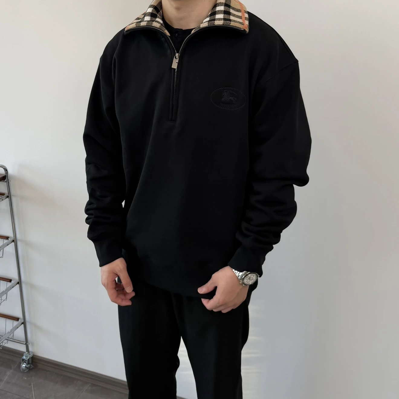 RD-C354 · Black Half-Zip Logo High-Neck Sweater showcase view 5