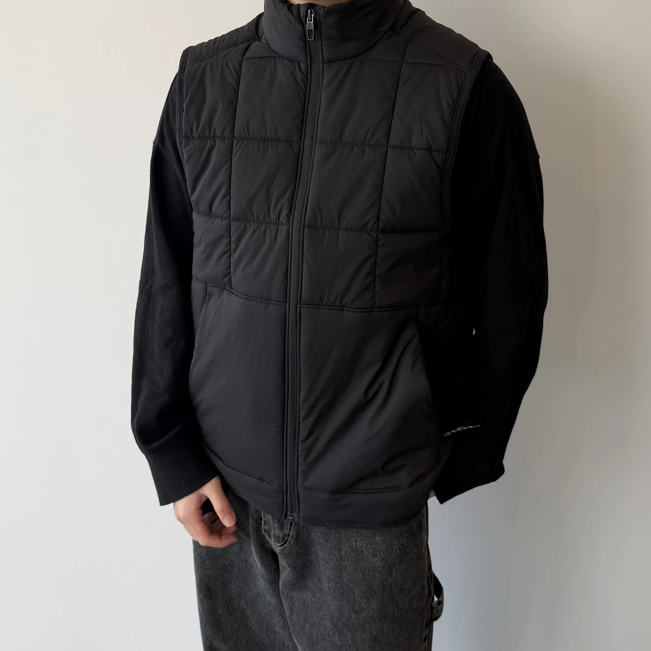 RD-C311 · Lightweight Insulated Vest showcase view 1
