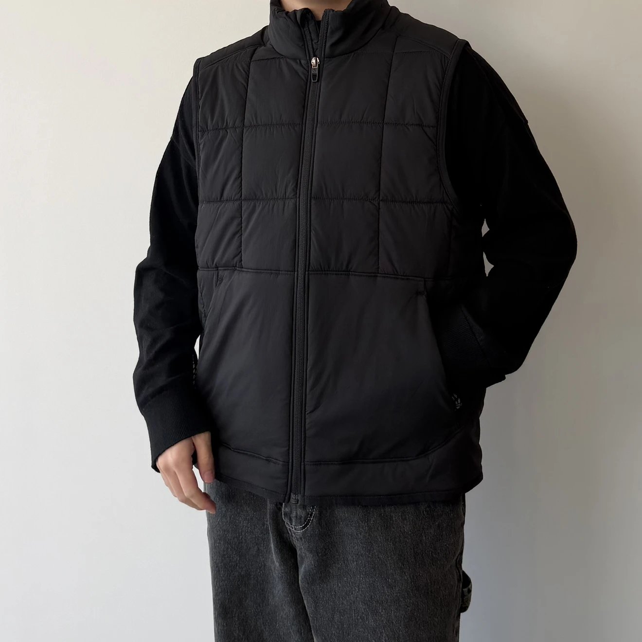 RD-C311 · Lightweight Insulated Vest showcase view 13