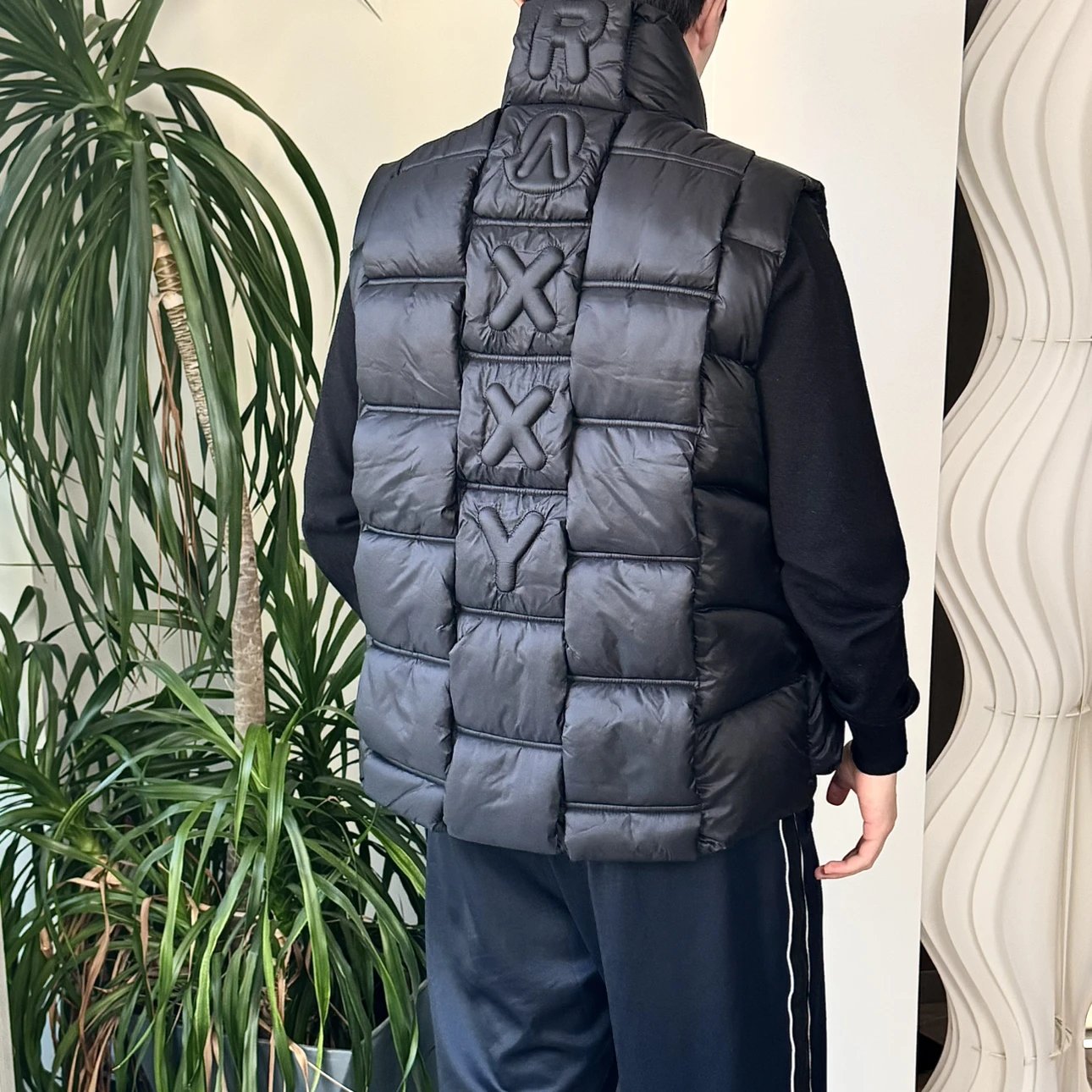 RD-C312 · Mon x RAxxy Ladder Down Vest showcase view 6