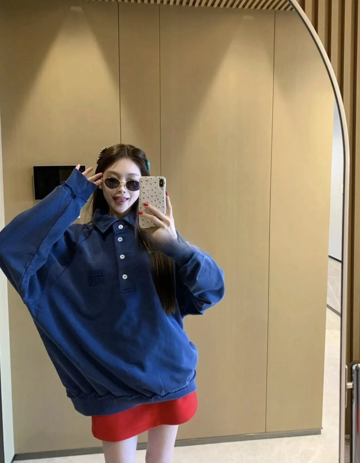 RD-C392 · Washed Blue Polo-Collar Sweatshirt showcase view 3