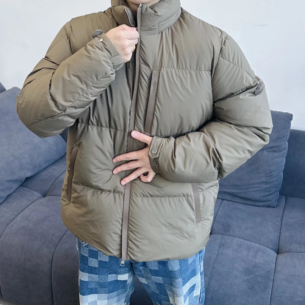RD-C313 · Besbre Matte Down Jacket showcase view 2