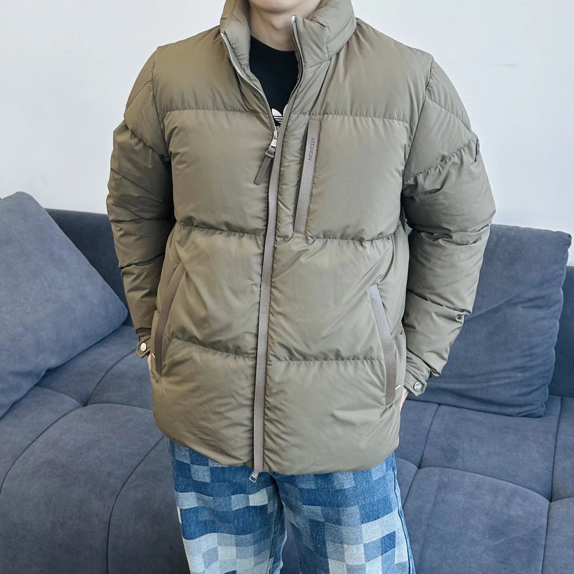 RD-C313 · Besbre Matte Down Jacket showcase view 3