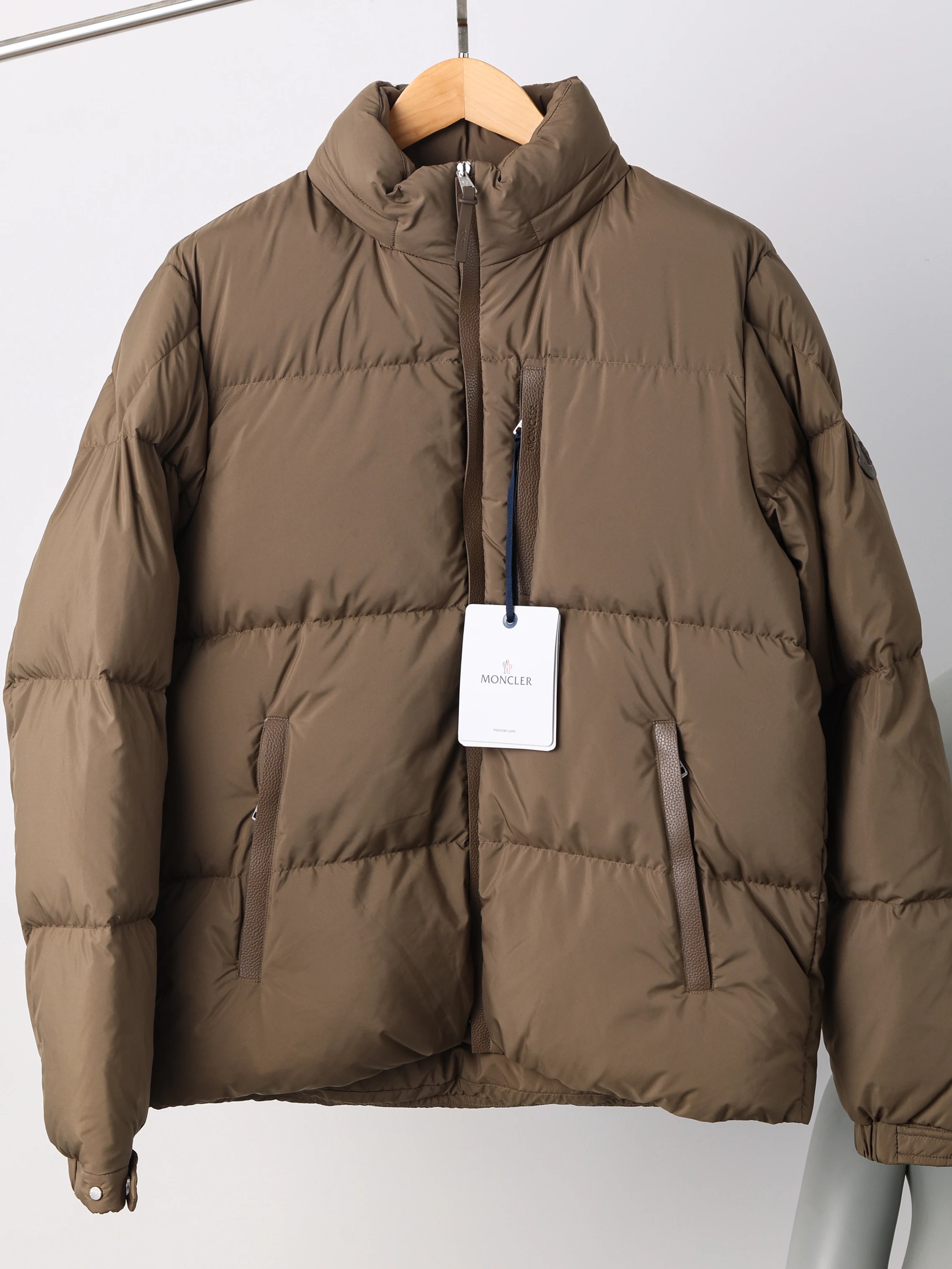 RD-C313 · Besbre Matte Down Jacket showcase view 16