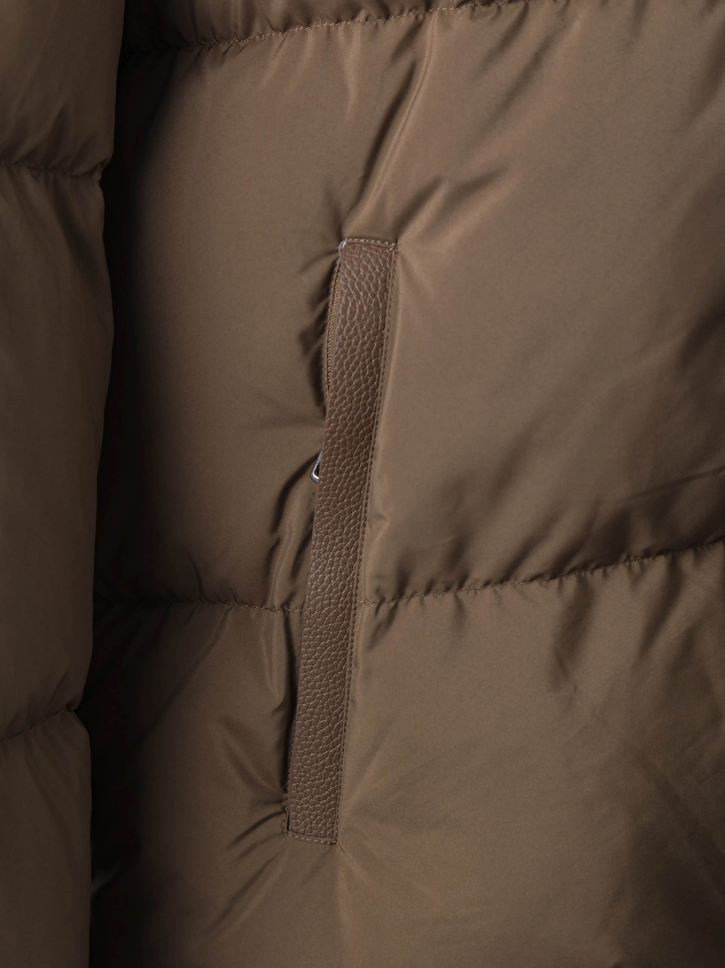 RD-C313 · Besbre Matte Down Jacket showcase view 21